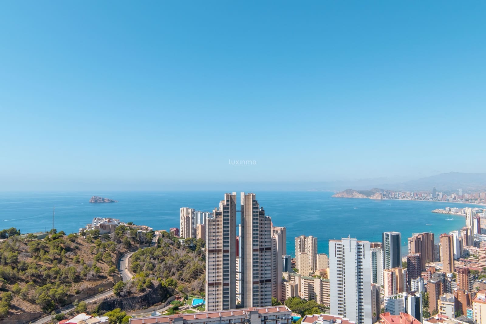 2 slaapkamer Appartement te koop in Benidorm met zwembad garage - € 515.000 (Ref: 10012304)