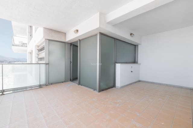 2 slaapkamer Appartement te koop in Benidorm met zwembad garage - € 515.000 (Ref: 10012304)