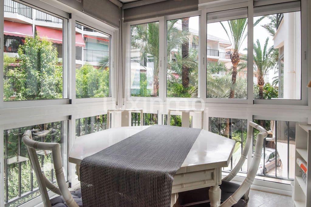 2 bedroom Apartment for rent in Benidorm with garage - € 950 (Ref: 10016867)