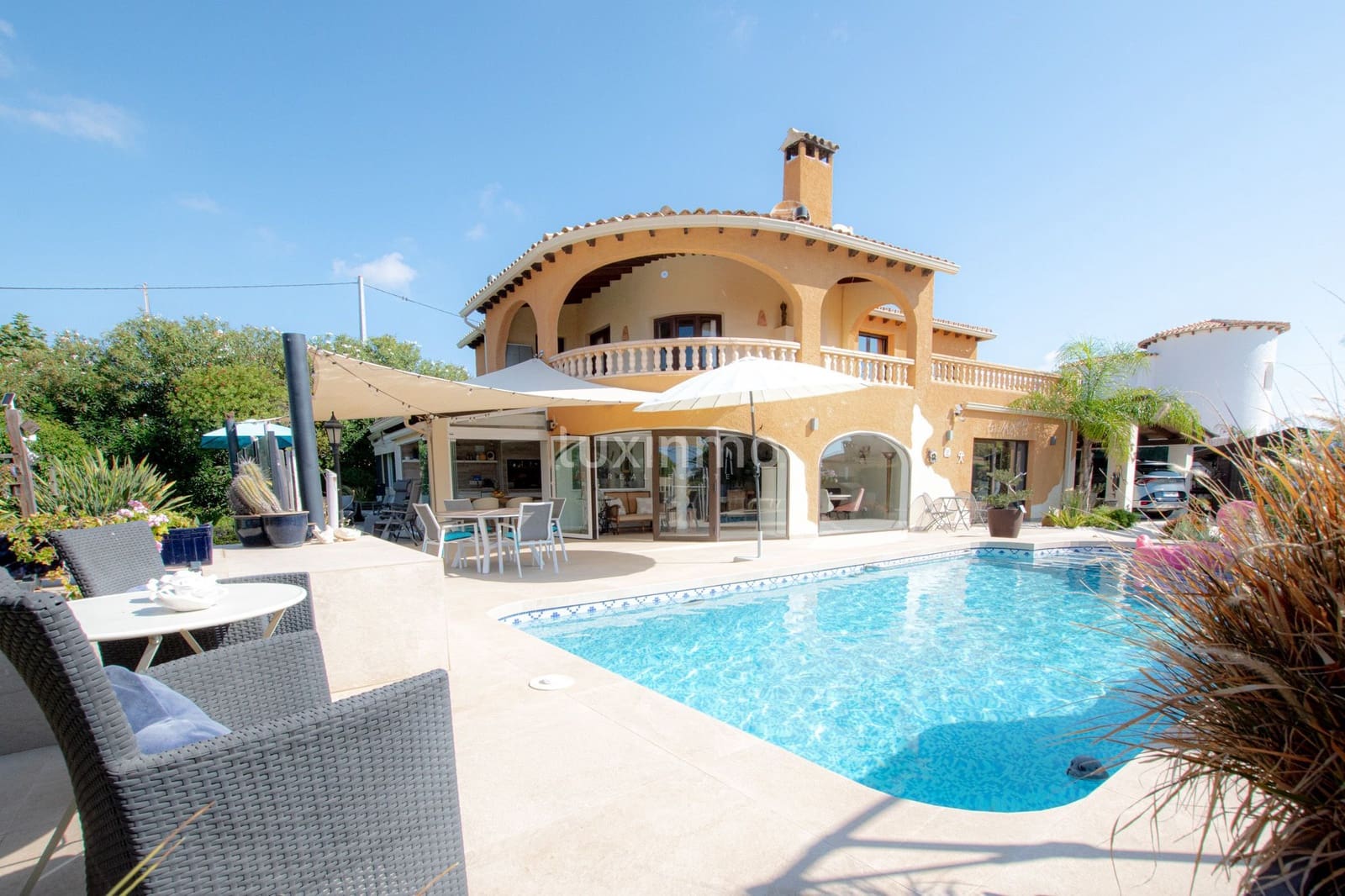 4 bedroom Villa for sale in Calpe / Calp with pool garage - € 900,000 (Ref: 10019406)