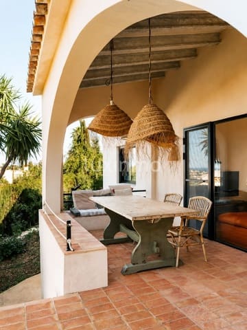 3 bedroom Villa for sale in Dénia with pool garage - € 947,000 (Ref: 10023178)