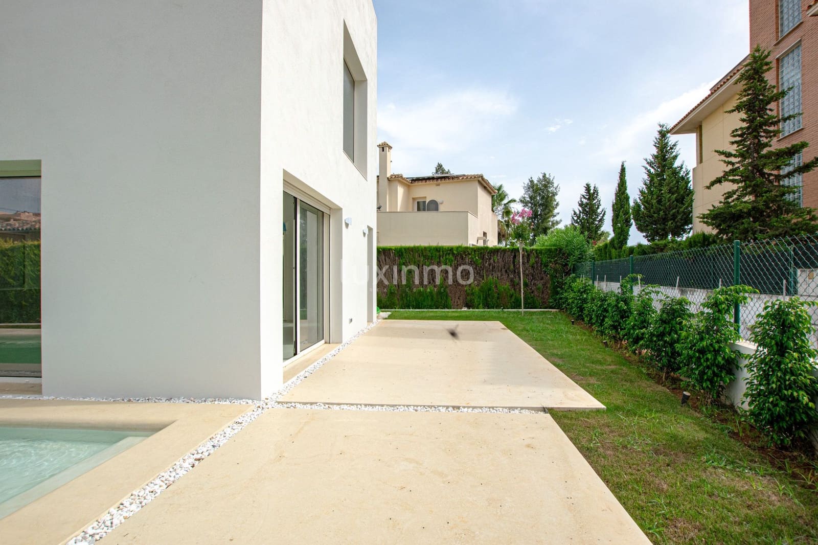 3 chambre Villa/Maison à vendre à Oliva avec piscine garage - 1 161 000 € (Ref: 10026543)
