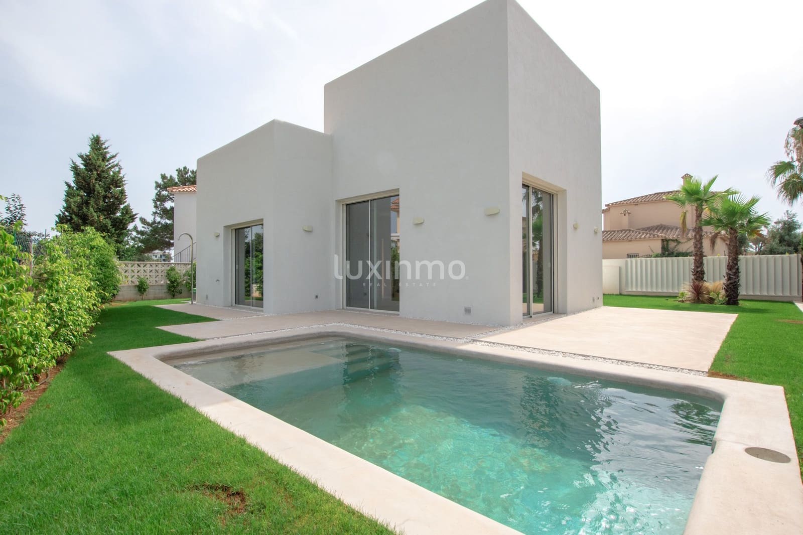 3 Zimmer Villa zu verkaufen in Oliva mit Pool Garage - 850.000 € (Ref: 10026544)