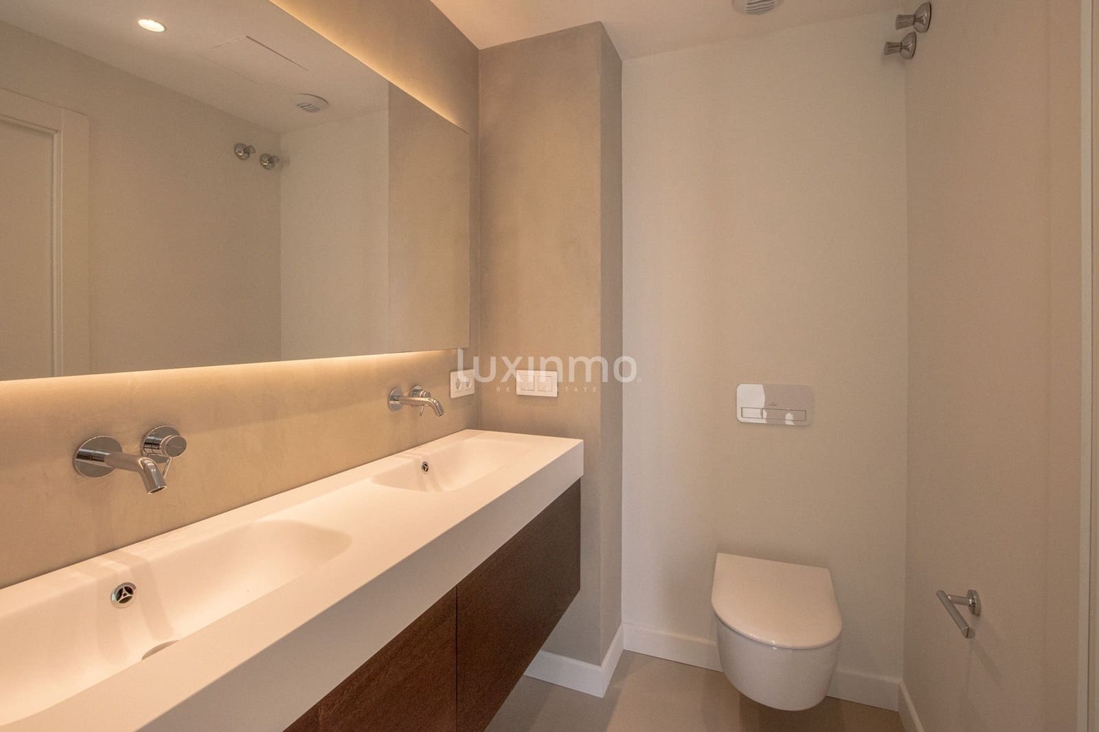3 Zimmer Villa zu verkaufen in Oliva mit Pool Garage - 850.000 € (Ref: 10026544)