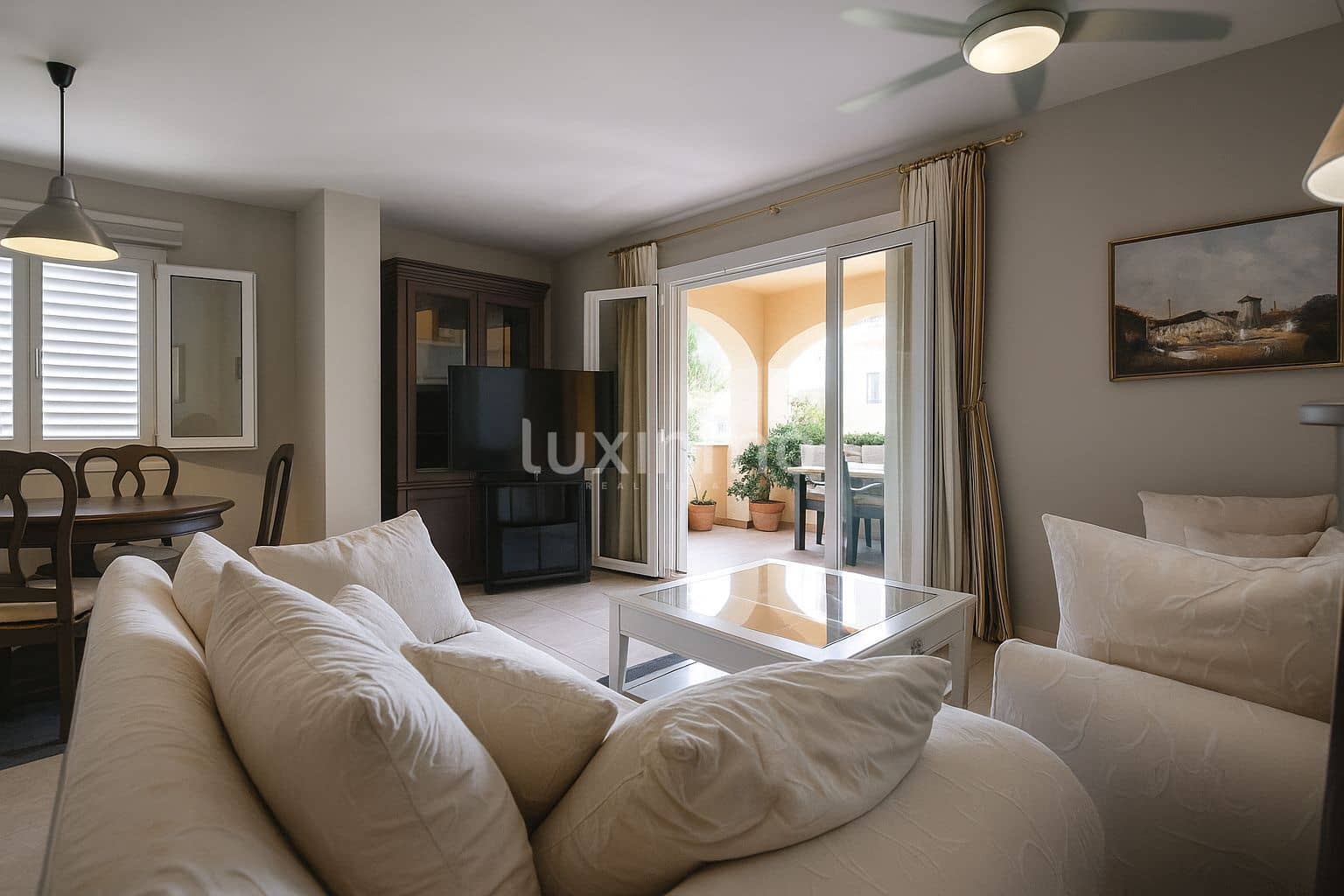 Apartamento de 3 habitaciones en Javea / Xàbia en alquiler con piscina garaje - 1.700 € (Ref: 10032227)