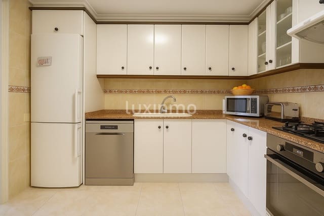 Apartamento de 3 habitaciones en Javea / Xàbia en alquiler con piscina garaje - 1.700 € (Ref: 10032227)