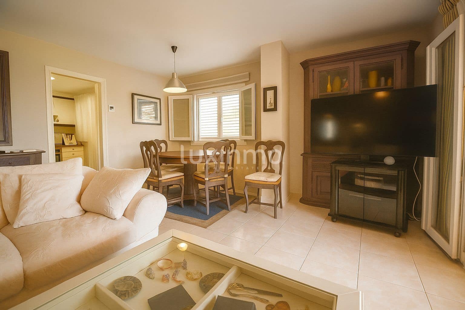 Apartamento de 3 habitaciones en Javea / Xàbia en alquiler con piscina garaje - 1.700 € (Ref: 10032227)