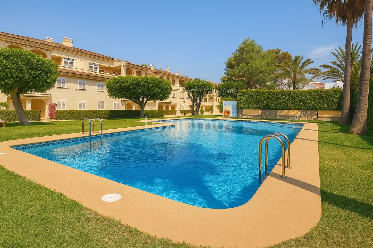Apartamento de 3 habitaciones en Javea / Xàbia en alquiler con piscina garaje - 1.700 € (Ref: 10032227)