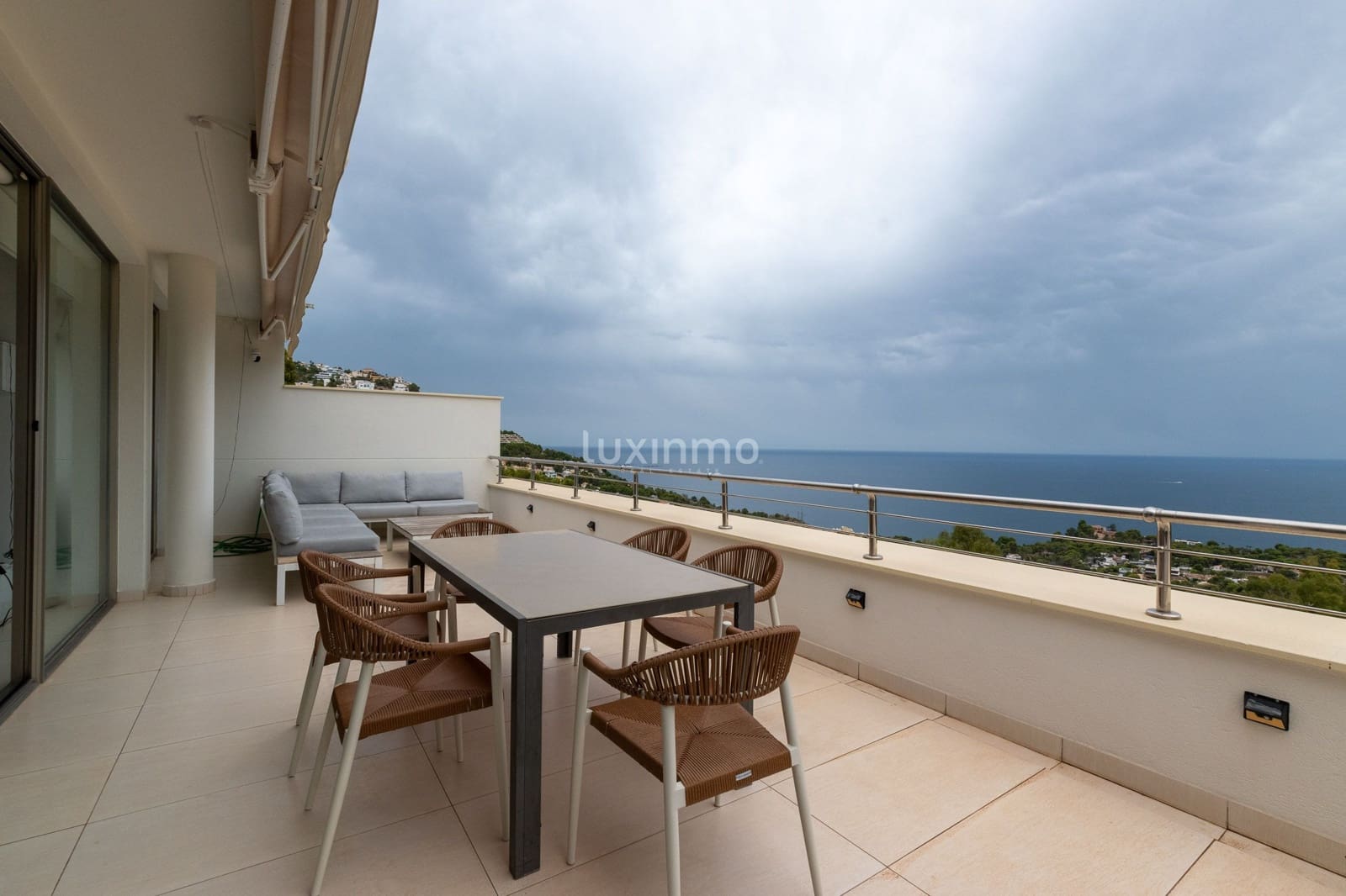 2 soverom Leilighet til leie i Altea med svømmebasseng garasje - € 1 800 (Ref: 10057826)
