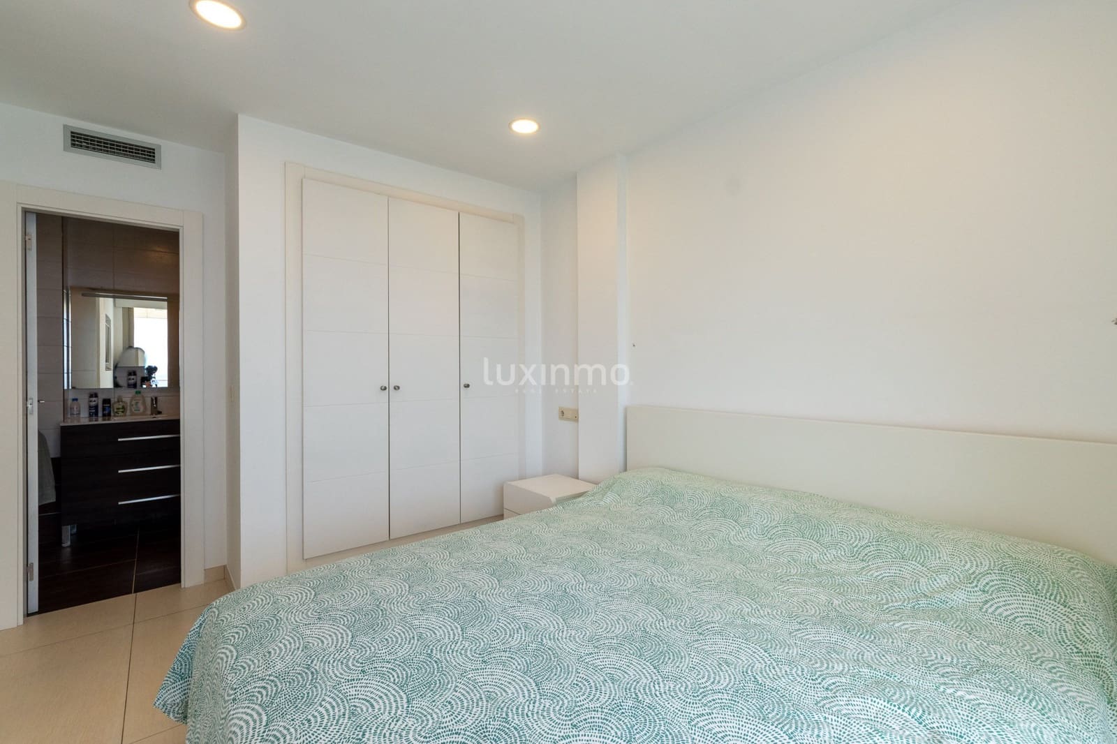 2 soverom Leilighet til leie i Altea med svømmebasseng garasje - € 1 800 (Ref: 10057826)