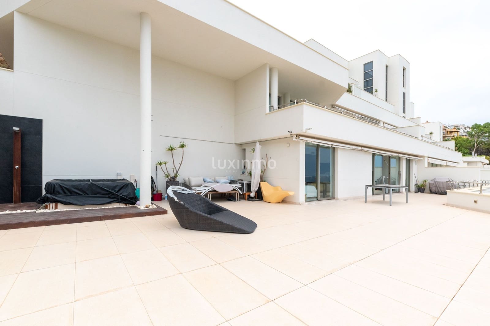 Appartement de 3 chambres à louer à Altea avec piscine garage - 2 000 € (Ref: 10057827)