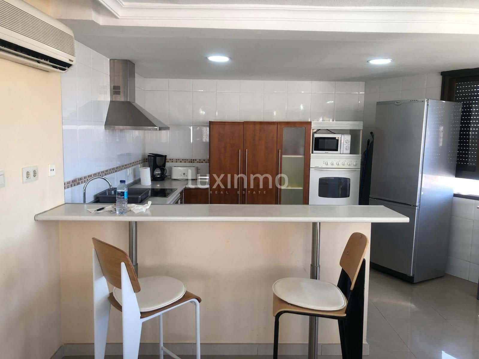 2 soverom Penthouse til leie i Benidorm med svømmebasseng garasje - € 1 500 (Ref: 10057828)