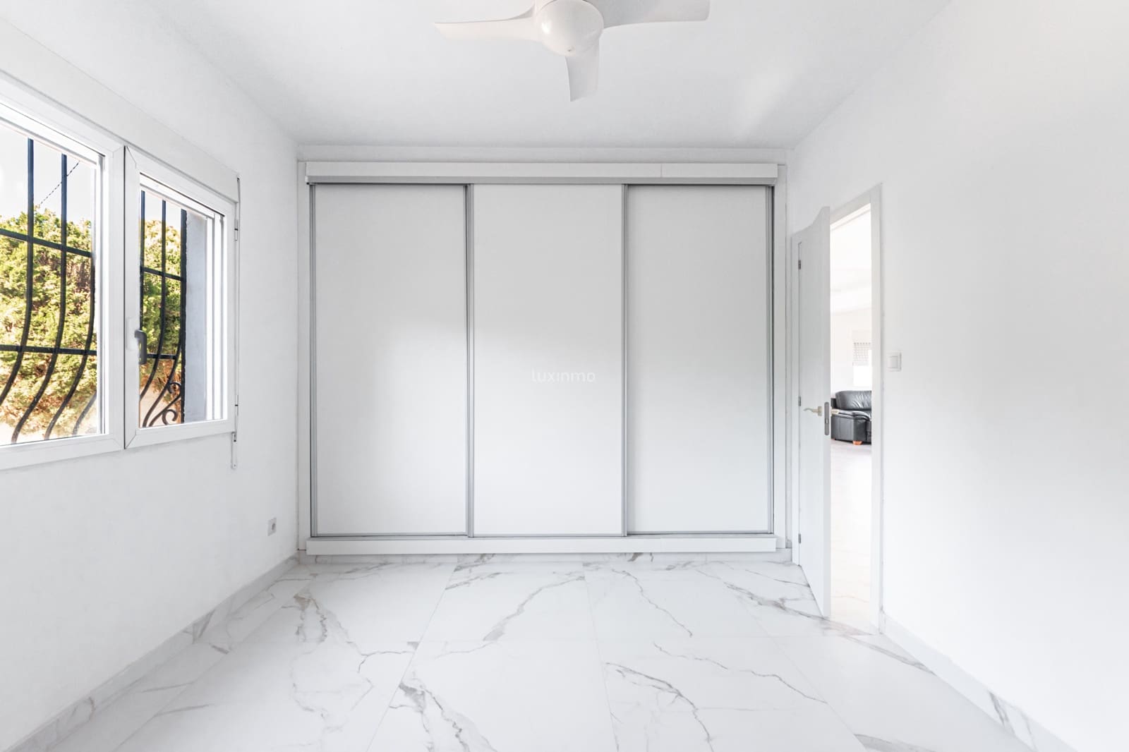 4 soveværelse Villa til leje i Albir med swimmingpool garage - € 3.000 (Ref: 10079129)