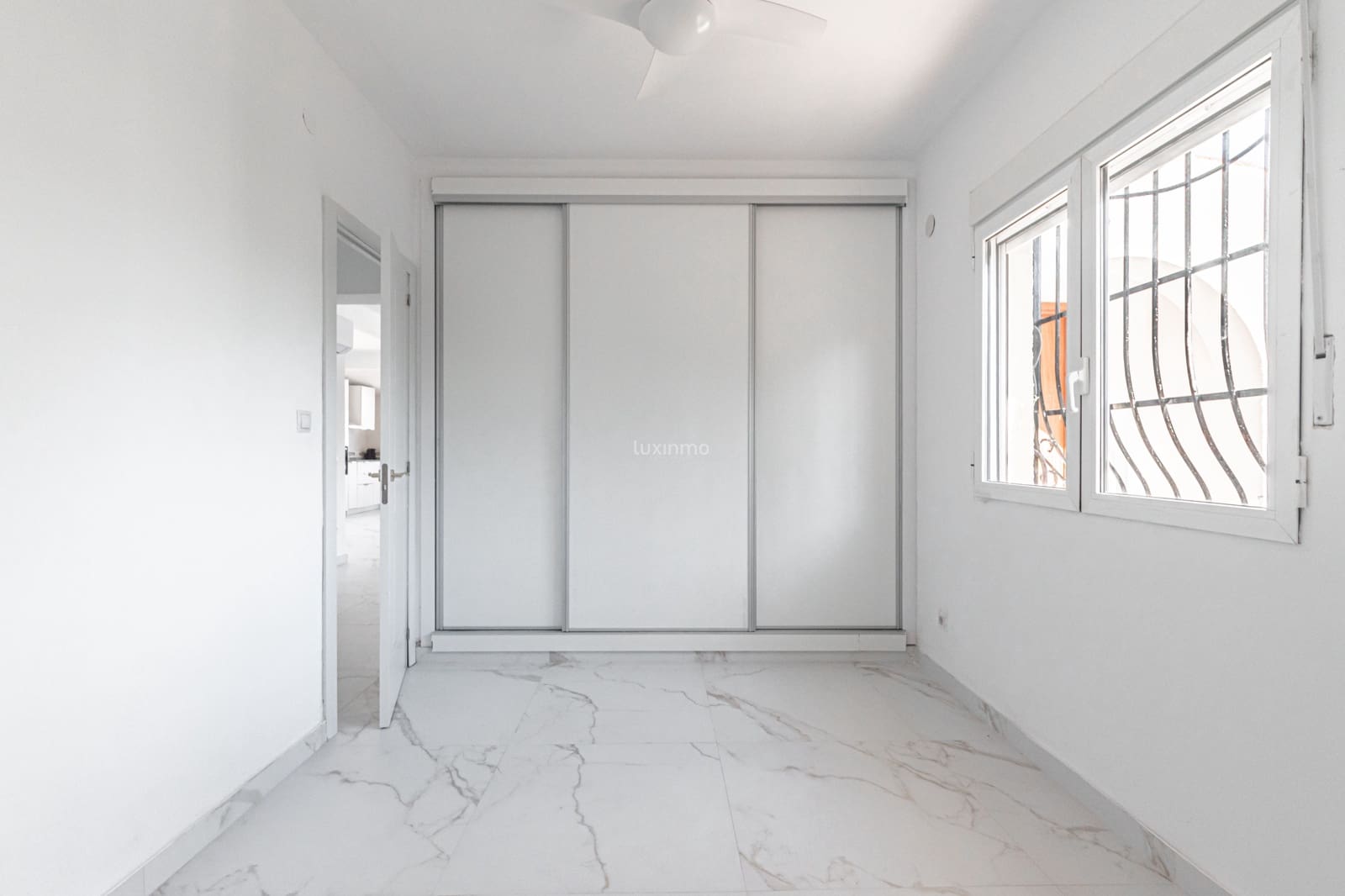 4 soveværelse Villa til leje i Albir med swimmingpool garage - € 3.000 (Ref: 10079129)