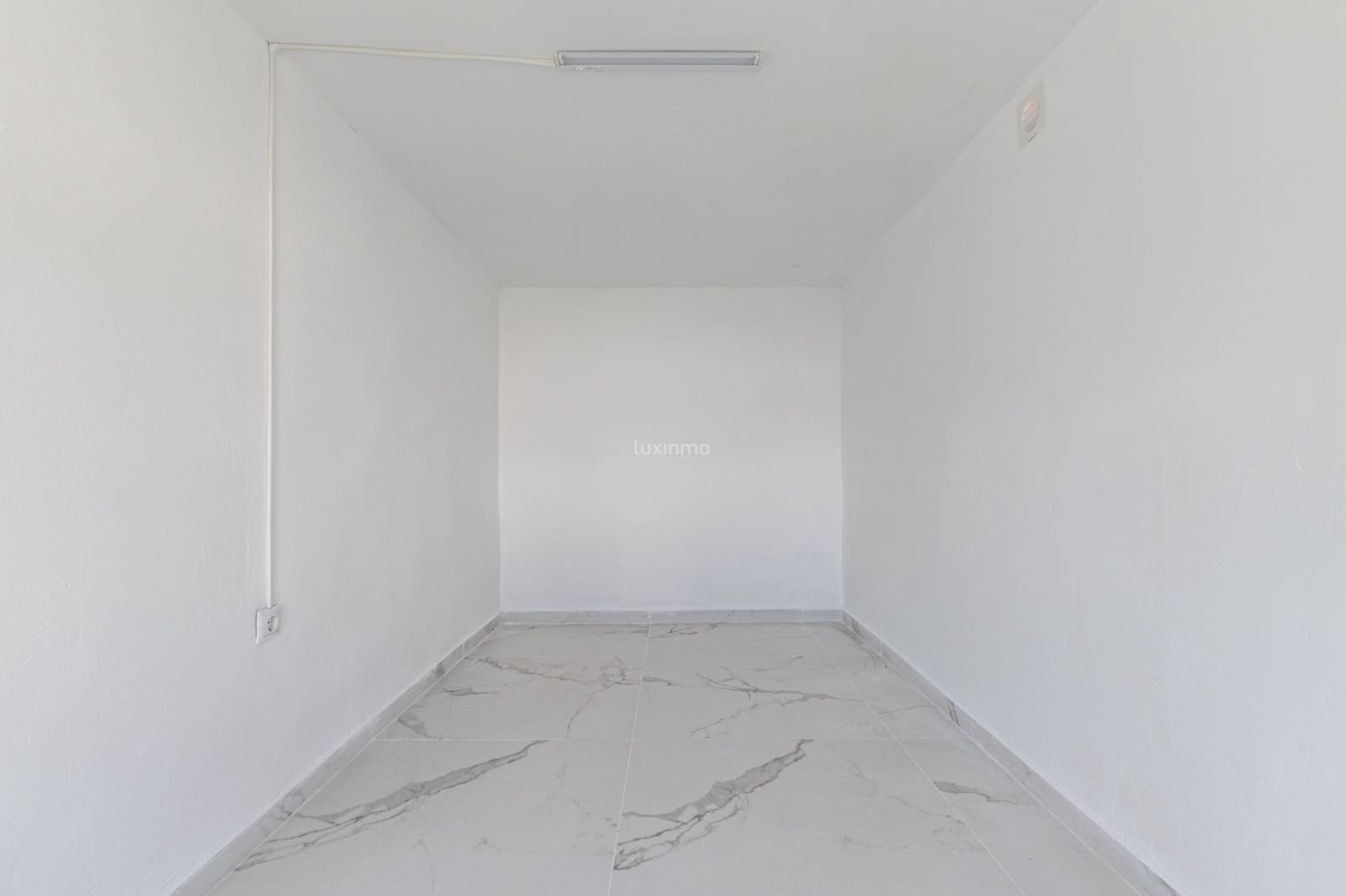 4 soveværelse Villa til leje i Albir med swimmingpool garage - € 3.000 (Ref: 10079129)