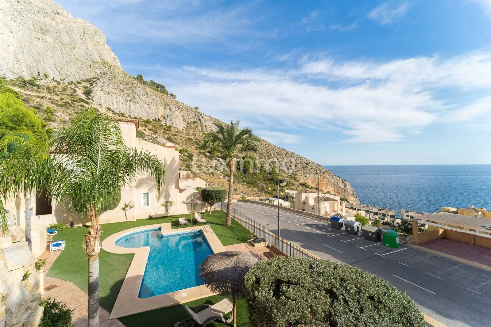 Chalet de 3 habitaciones en Altea en venta con piscina garaje - 590.000 € (Ref: 10079131)