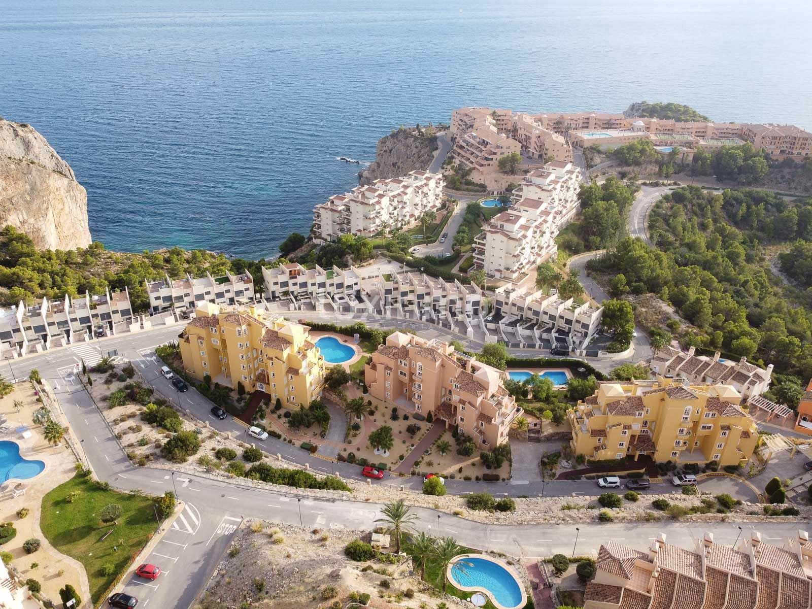 Chalet de 3 habitaciones en Altea en venta con piscina garaje - 590.000 € (Ref: 10079131)