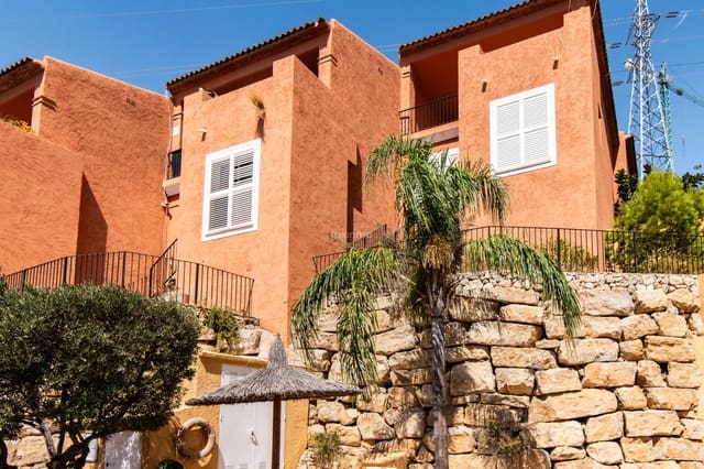 Chalet de 3 habitaciones en Altea en venta con piscina garaje - 590.000 € (Ref: 10079131)