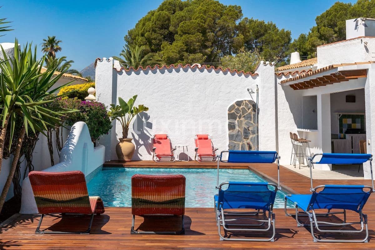 3 Zimmer Villa zu vermieten in Altea la Vella mit Pool Garage - 3.000 € (Ref: 10079132)