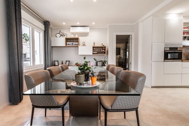 Chalet de 4 habitaciones en Calpe / Calp en venta con piscina garaje - 849.000 € (Ref: 10079133)