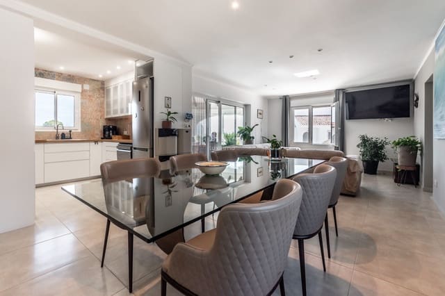 Chalet de 4 habitaciones en Calpe / Calp en venta con piscina garaje - 849.000 € (Ref: 10079133)