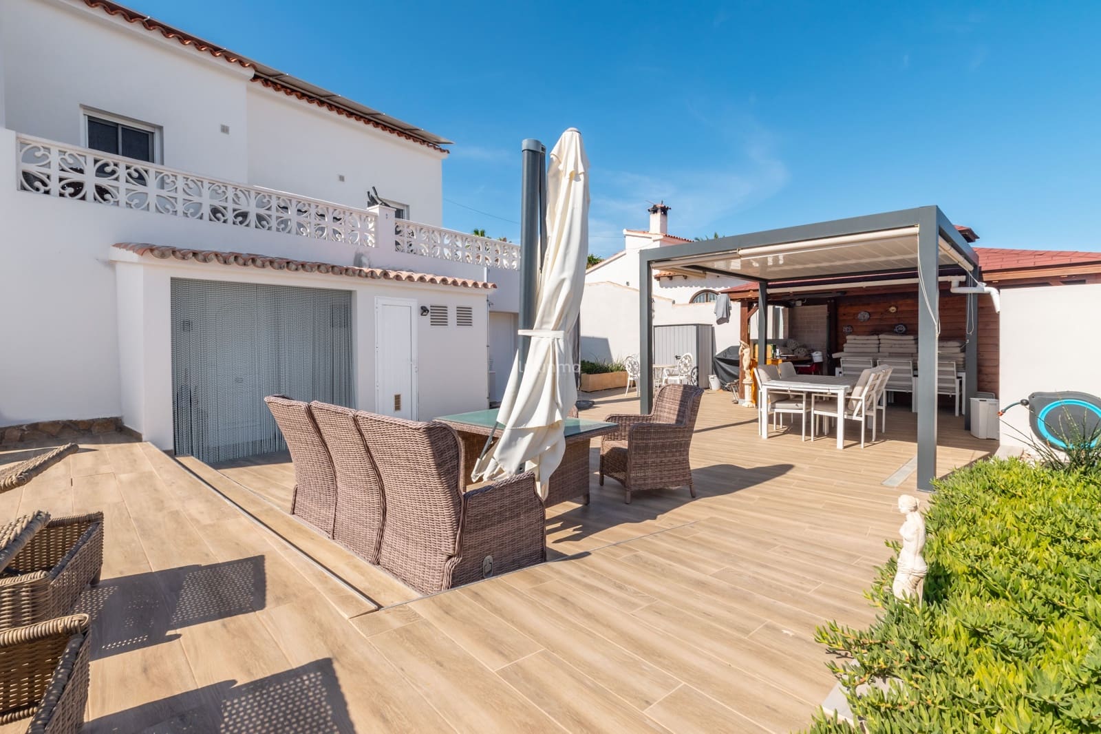 Chalet de 4 habitaciones en Calpe / Calp en venta con piscina garaje - 849.000 € (Ref: 10079133)