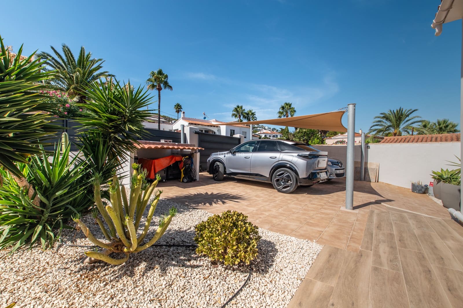 Chalet de 4 habitaciones en Calpe / Calp en venta con piscina garaje - 849.000 € (Ref: 10079133)