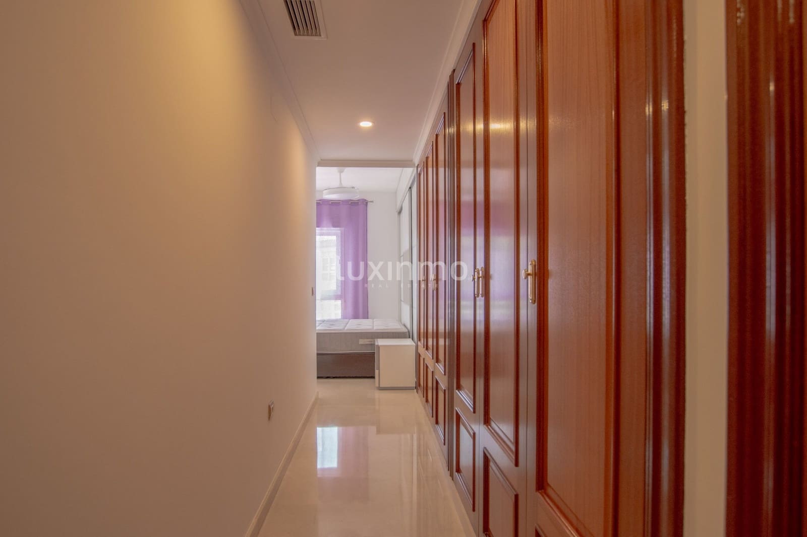 Appartement de 2 chambres à louer à Calpe / Calp avec garage - 1 500 € (Ref: 10079134)