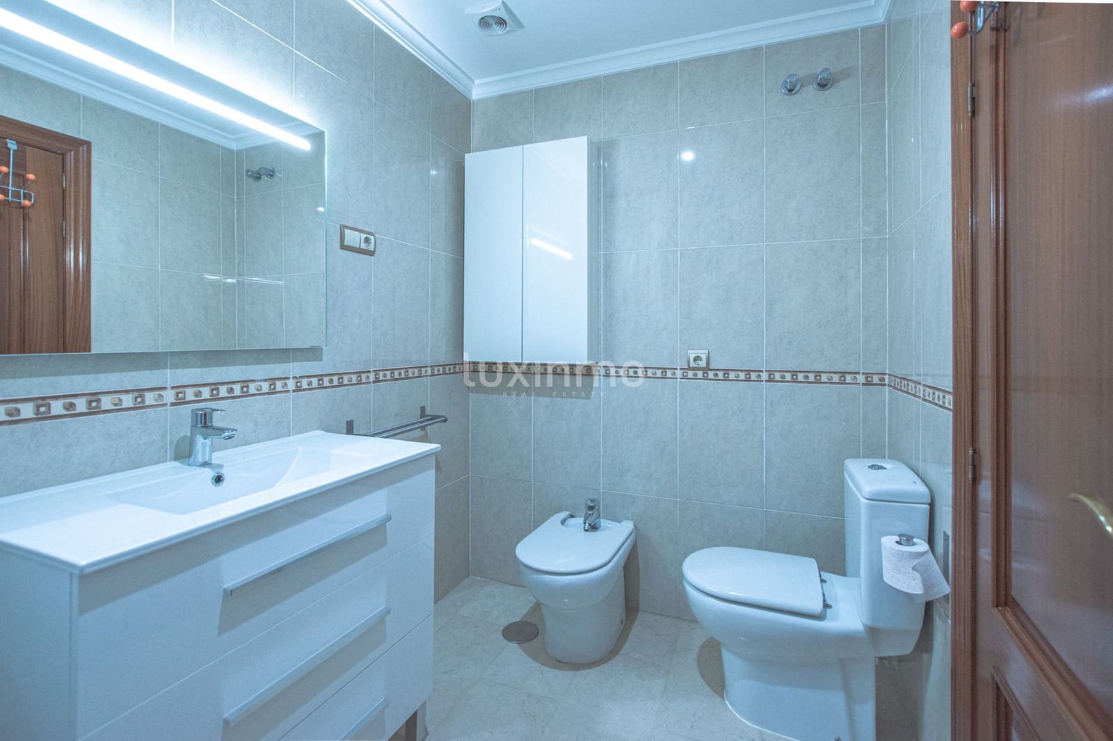 Appartement de 2 chambres à louer à Calpe / Calp avec garage - 1 500 € (Ref: 10079134)