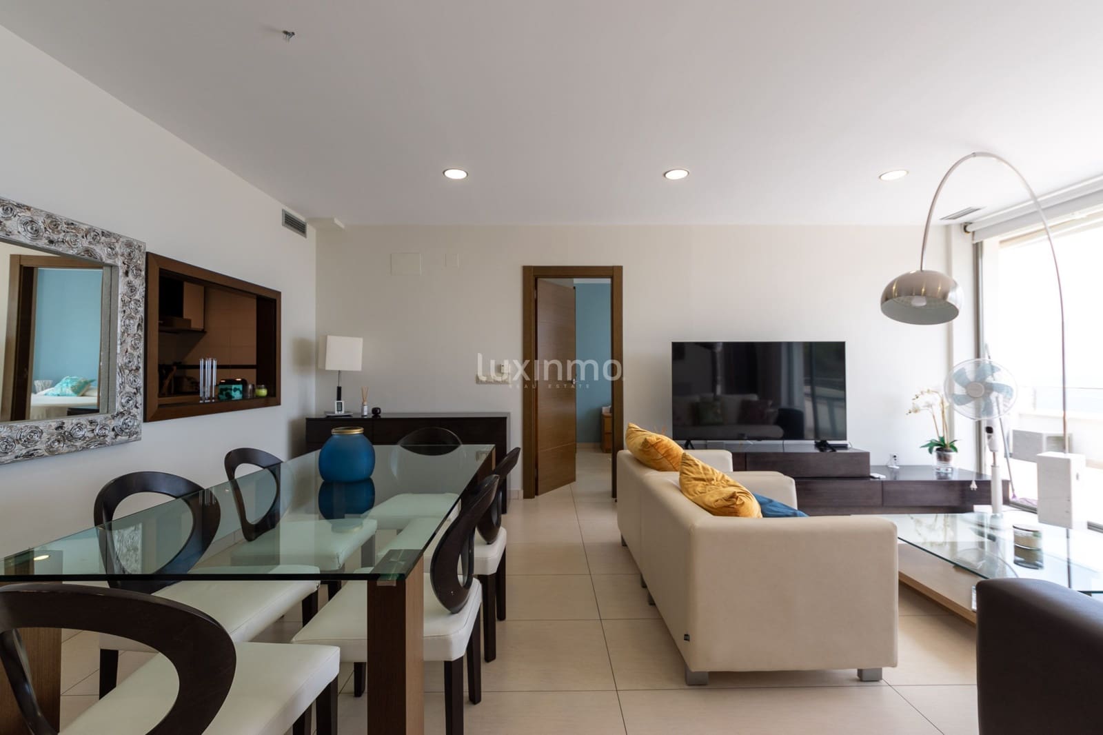 3 Zimmer Apartment zu vermieten in Altea mit Pool Garage - 2.000 € (Ref: 10079136)