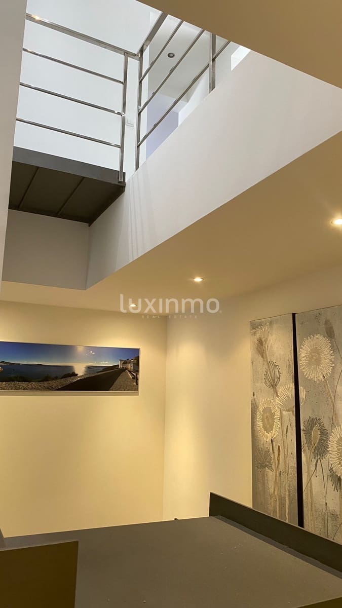 Villa/Maison de 5 chambres à louer à Can Furnet avec piscine garage - 8 000 € (Ref: 10079170)