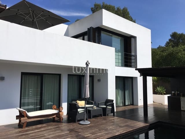 Villa/Maison de 5 chambres à louer à Can Furnet, Santa Eulalia / Santa Eularia avec piscine garage - 8 000 € (Ref: 10079170)
