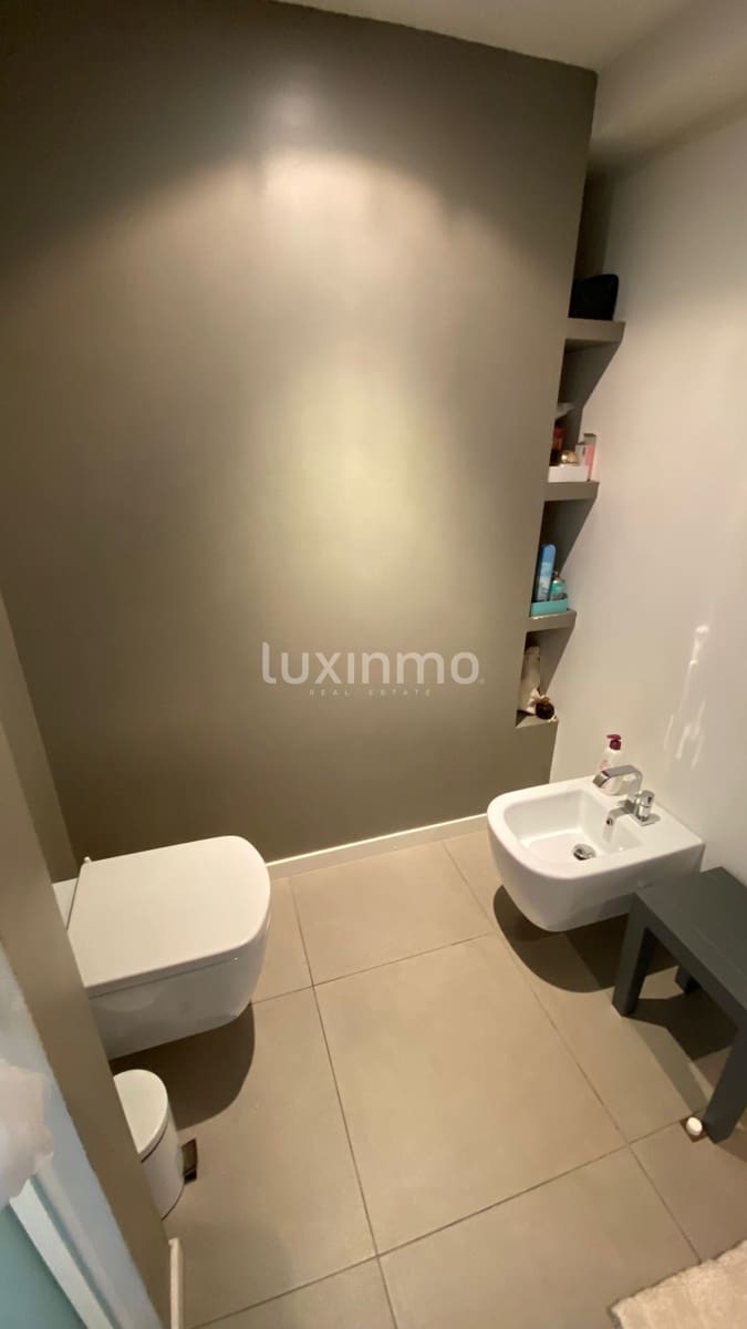 Villa/Maison de 5 chambres à louer à Can Furnet avec piscine garage - 8 000 € (Ref: 10079170)