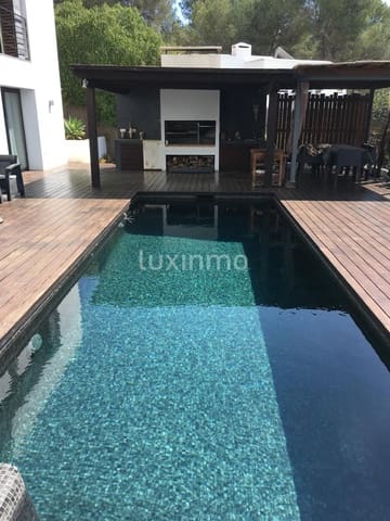 Villa/Maison de 5 chambres à louer à Can Furnet, Santa Eulalia / Santa Eularia avec piscine garage - 8 000 € (Ref: 10079170)