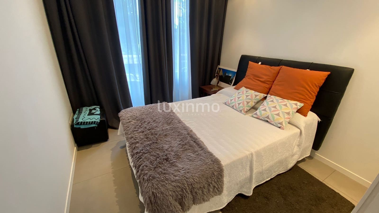 Villa/Maison de 5 chambres à louer à Can Furnet avec piscine garage - 8 000 € (Ref: 10079170)