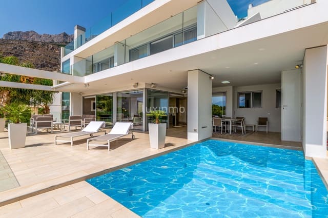 4 soverom Villa til salgs i Altea med svømmebasseng garasje - € 1 500 000 (Ref: 10079171)