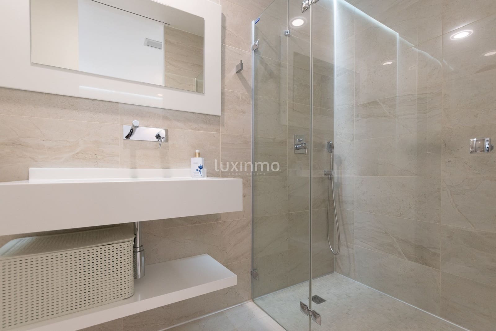 4 soverom Villa til salgs i Altea med svømmebasseng garasje - € 1 500 000 (Ref: 10079171)