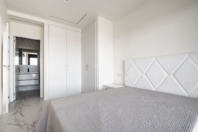 2 soverom Leilighet til leie i Finestrat med svømmebasseng garasje - € 1 650 (Ref: 10079176)