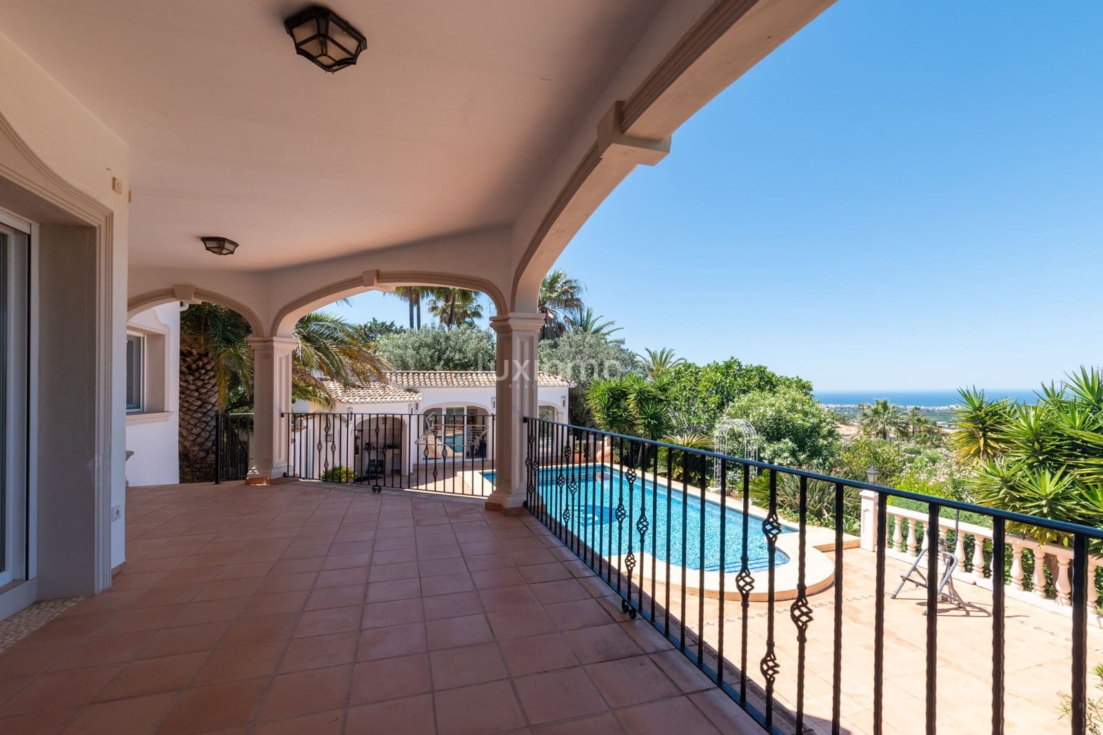 6 slaapkamer Villa te koop in Denia met zwembad garage - € 1.290.000 (Ref: 10079179)