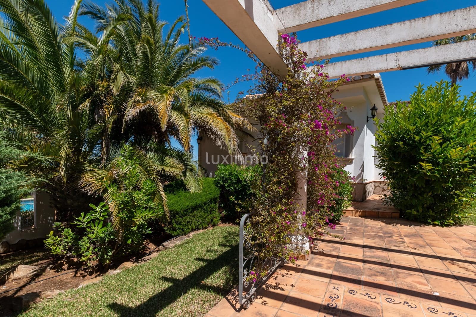 6 slaapkamer Villa te koop in Denia met zwembad garage - € 1.290.000 (Ref: 10079179)