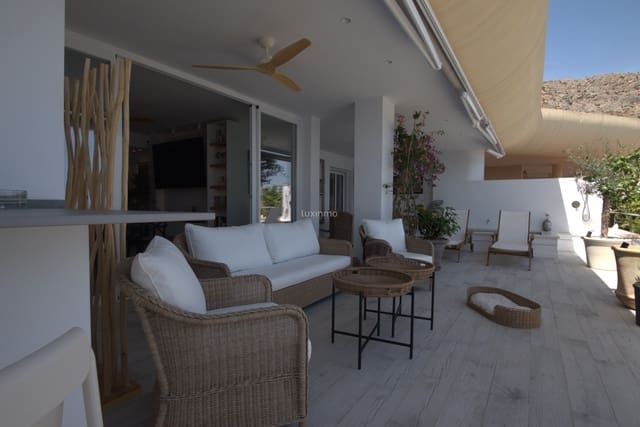 Ático de 2 habitaciones en Altea en venta con piscina garaje - 890.000 € (Ref: 10079181)