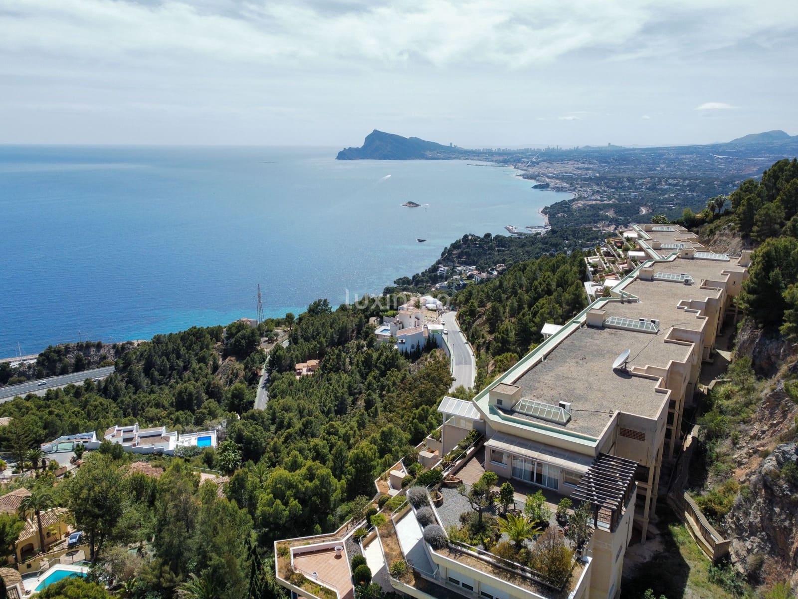 2 soveværelse Penthouse til salg i Altea med swimmingpool garage - € 890.000 (Ref: 10079181)