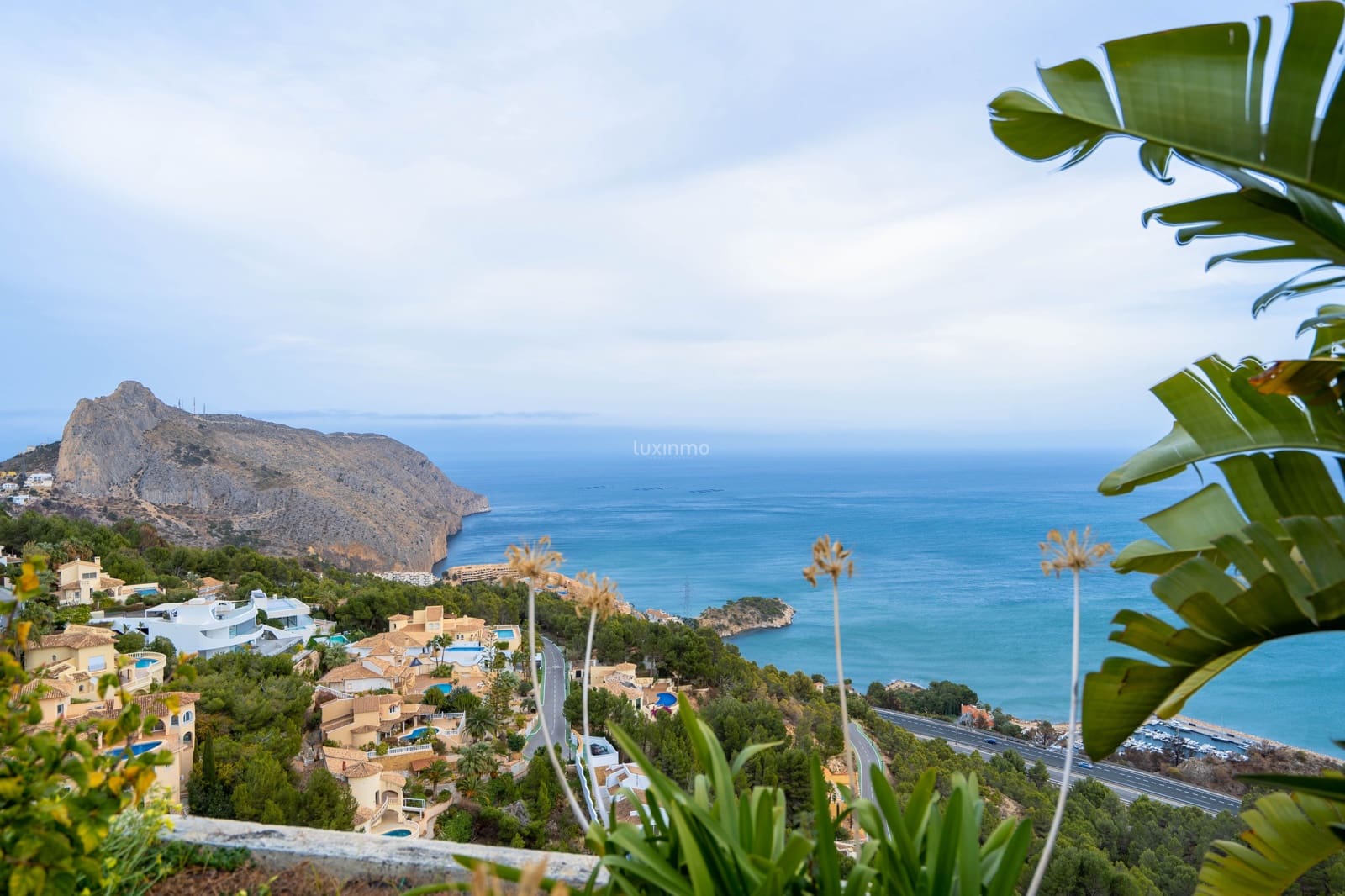 2 soveværelse Penthouse til salg i Altea med swimmingpool garage - € 890.000 (Ref: 10079181)