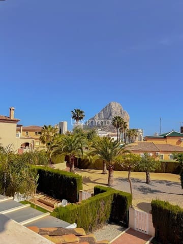 4 quarto Casa em Banda para venda em Calpe / Calp com piscina garagem - 650 000 € (Ref: 10079183)