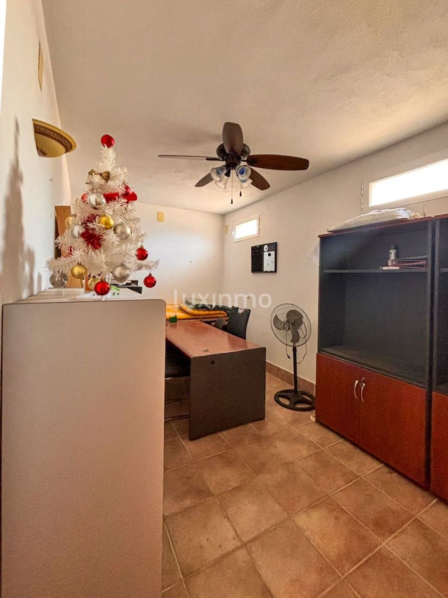 4 quarto Casa em Banda para venda em Calpe / Calp com piscina garagem - 650 000 € (Ref: 10079183)