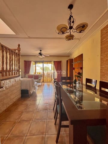 4 quarto Casa em Banda para venda em Calpe / Calp com piscina garagem - 650 000 € (Ref: 10079183)