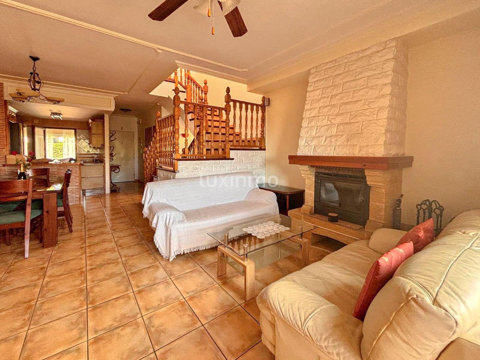 4 quarto Casa em Banda para venda em Calpe / Calp com piscina garagem - 650 000 € (Ref: 10079183)
