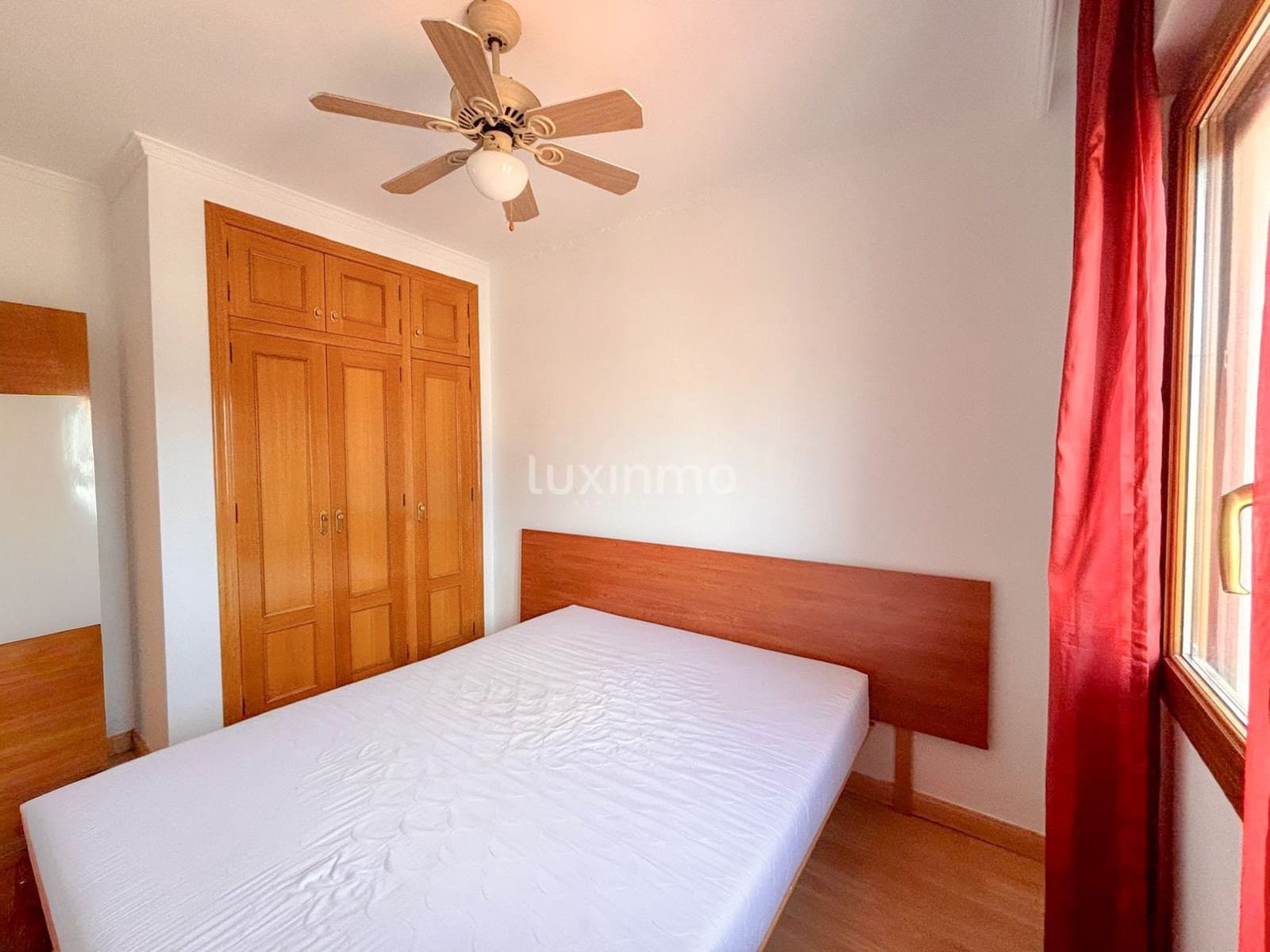 4 quarto Casa em Banda para venda em Calpe / Calp com piscina garagem - 650 000 € (Ref: 10079183)