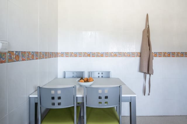 2 bedroom Flat for sale in Playa Poniente, Benidorm with pool garage - € 450,000 (Ref: 10079184)