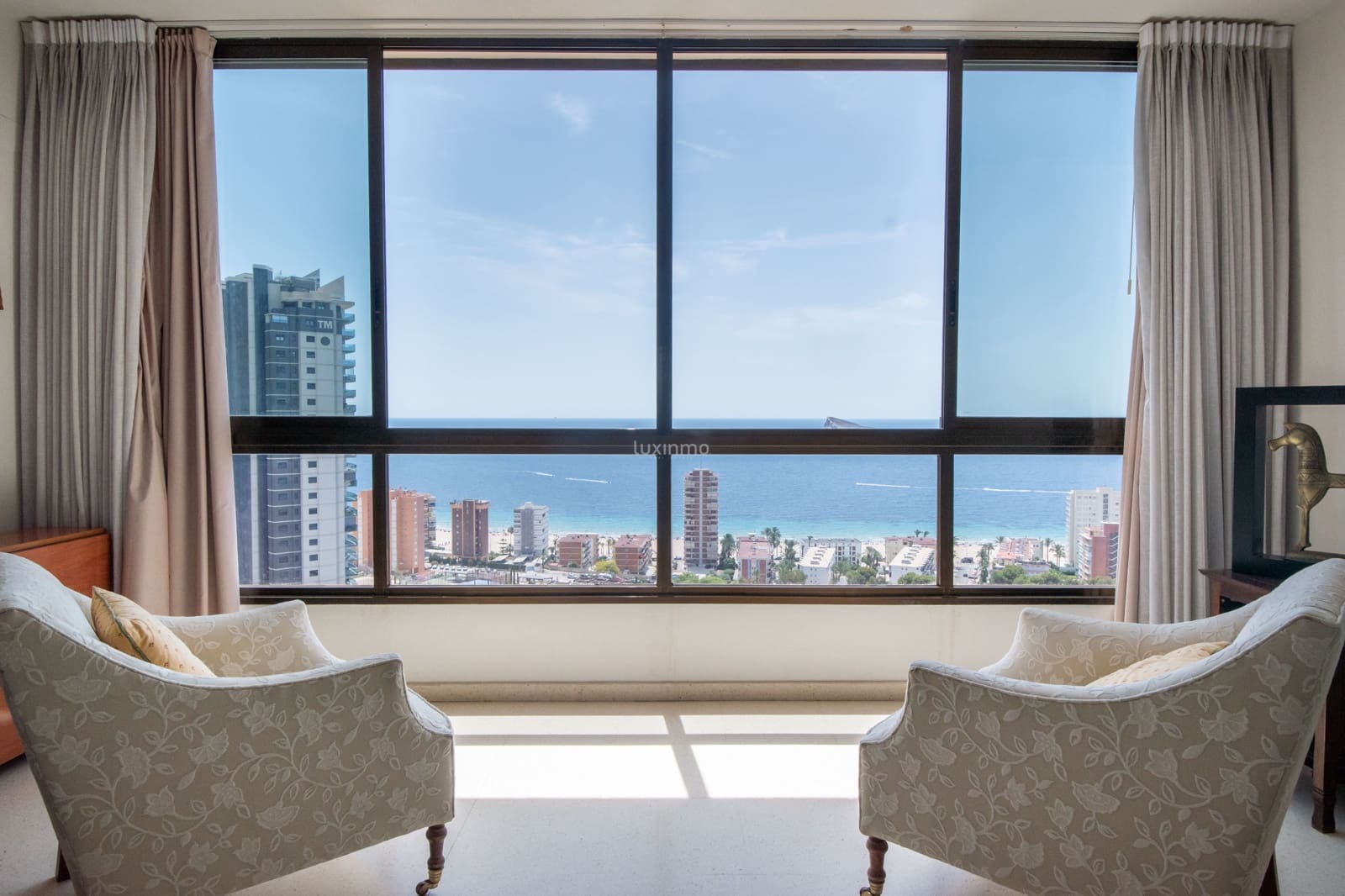 2 soverom Leilighet til salgs i Benidorm med svømmebasseng garasje - € 450 000 (Ref: 10079184)